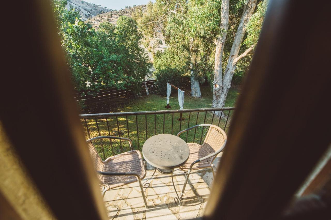 Vasilias Nikoklis Inn Никоклия Экстерьер фото